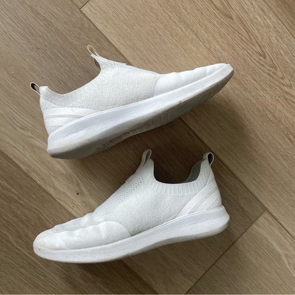 UGG Koolaburra Sneakers - Picture 5 of 7